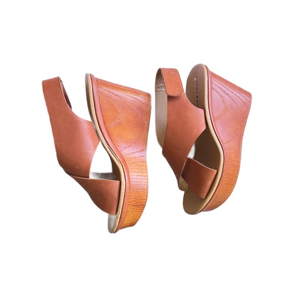 Lucky Brand Odalia Sandals Leather Cross Front and Wedge Bottoms. Woman’s 8 1/2 - Picture 10 of 10